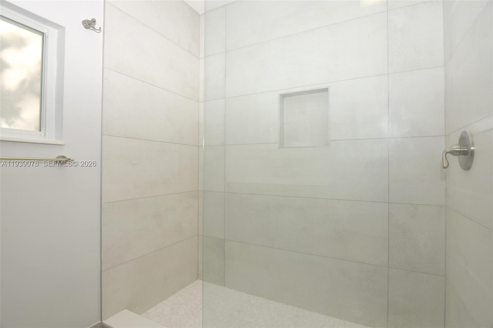 1084 Nw 66th Street Property Photo 24