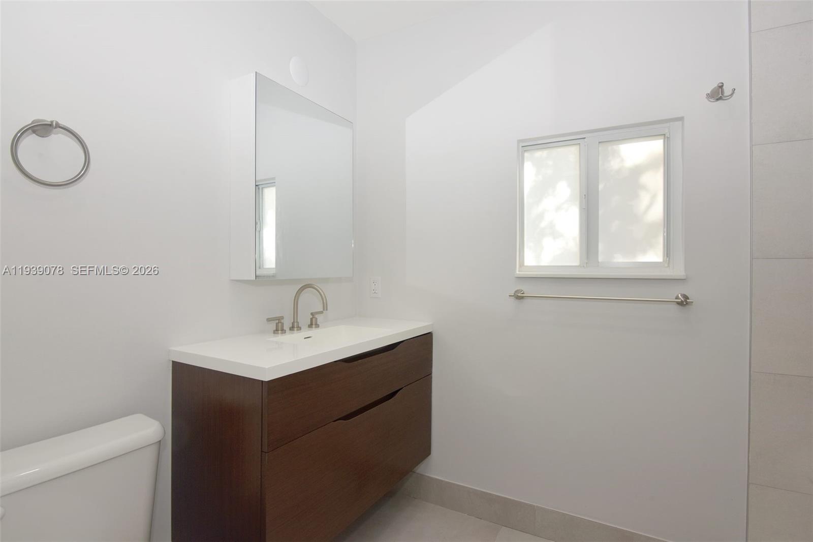 1084 Nw 66th Street Property Photo 25