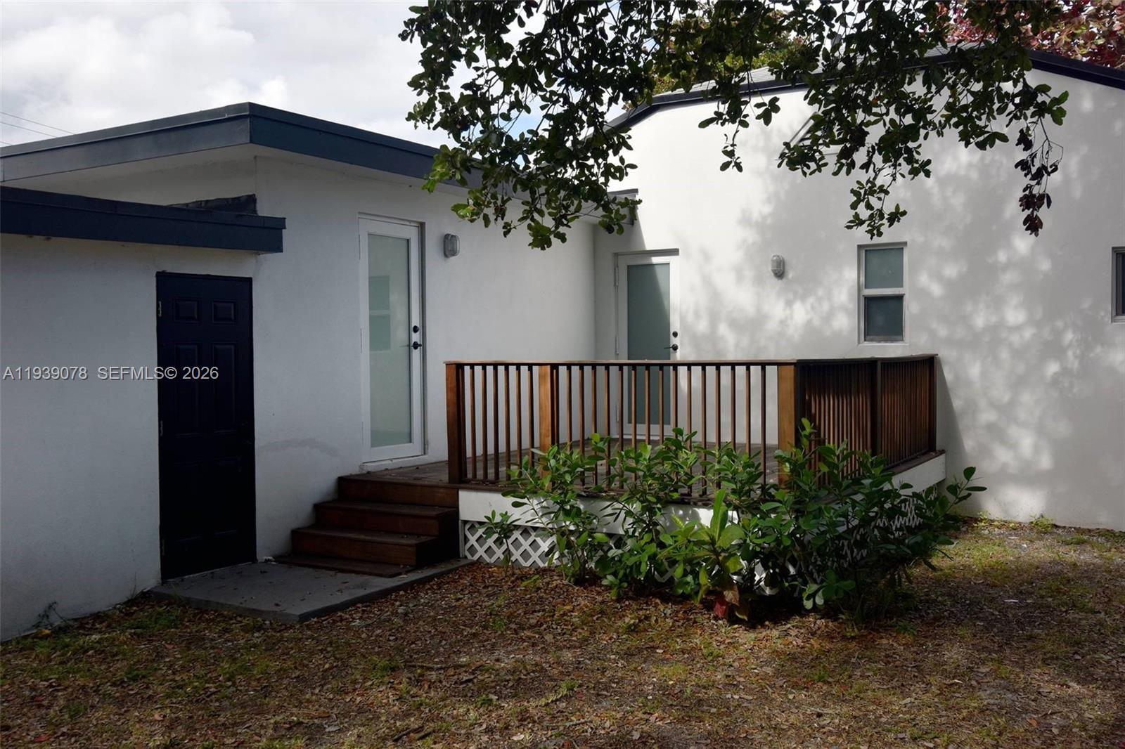 1084 Nw 66th Street Property Photo 31