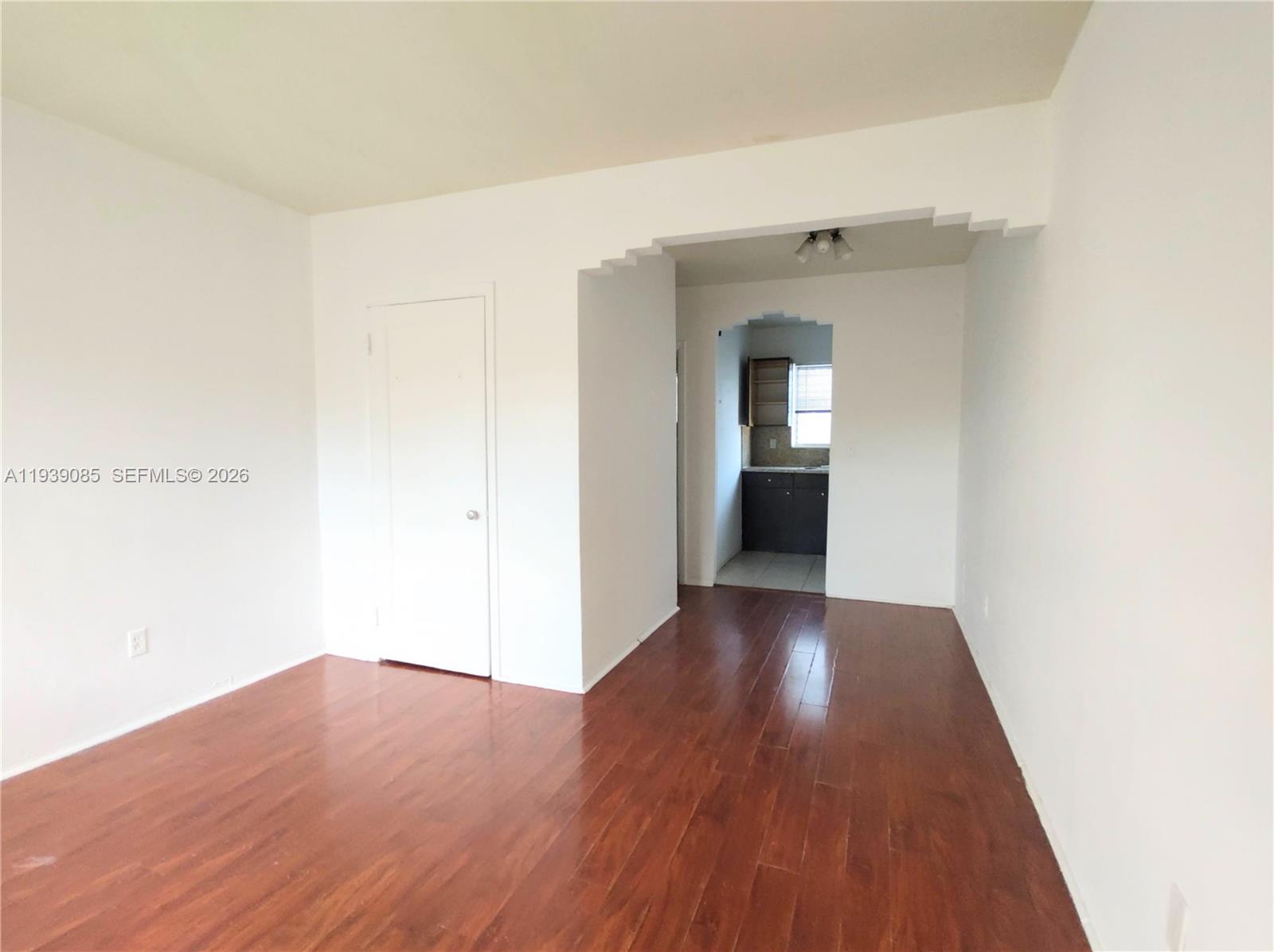 1565 Sw 6th Street Property Photo 24