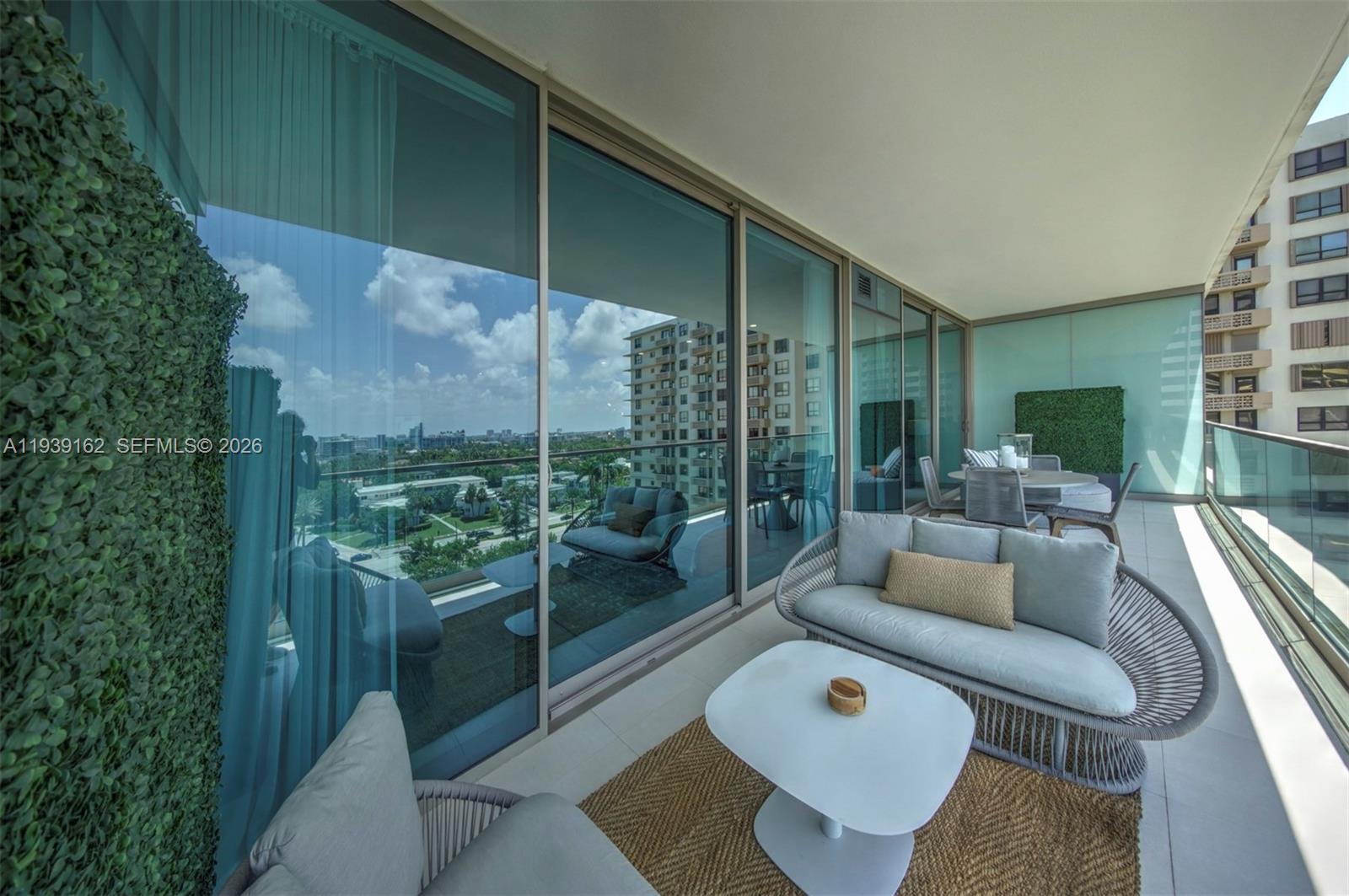 10201 Collins Avenue 804 Property Photo 24