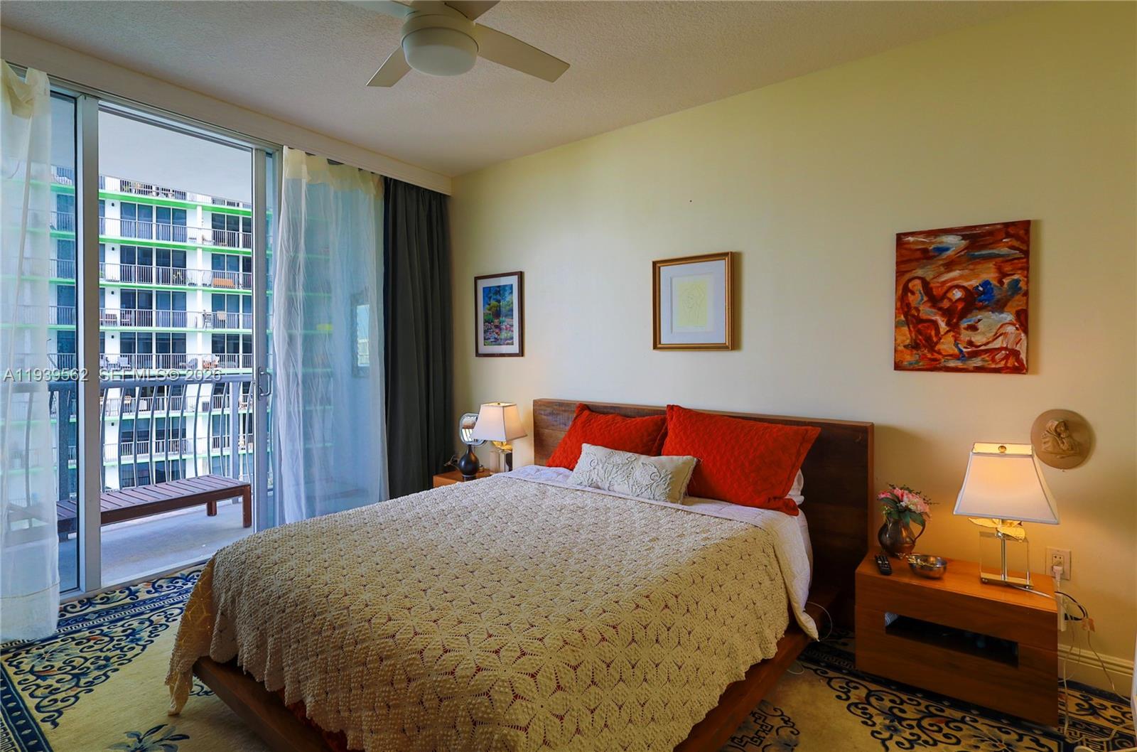 1750 N Bayshore Drive 1711 Property Photo 2