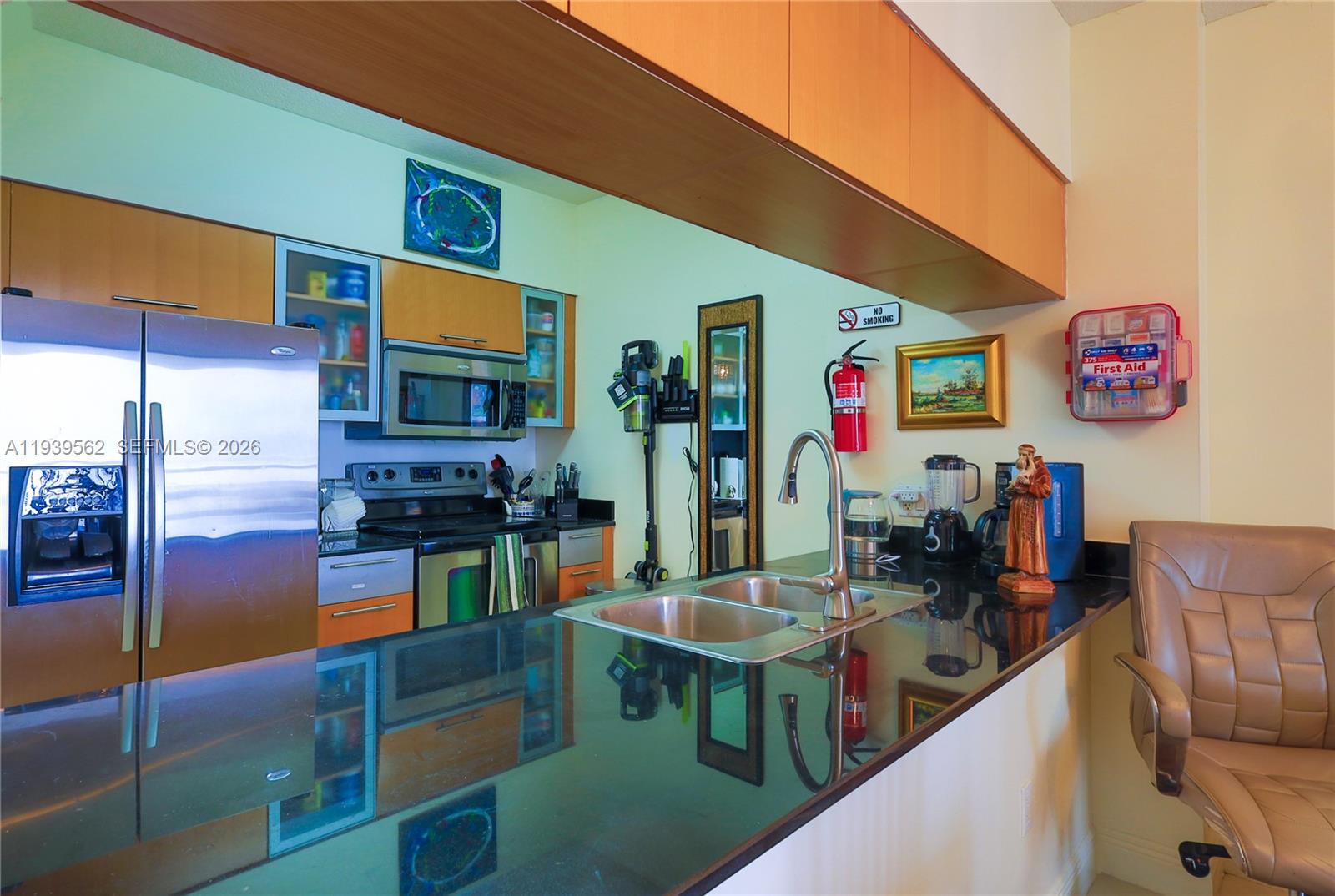 1750 N Bayshore Drive 1711 Property Photo 16