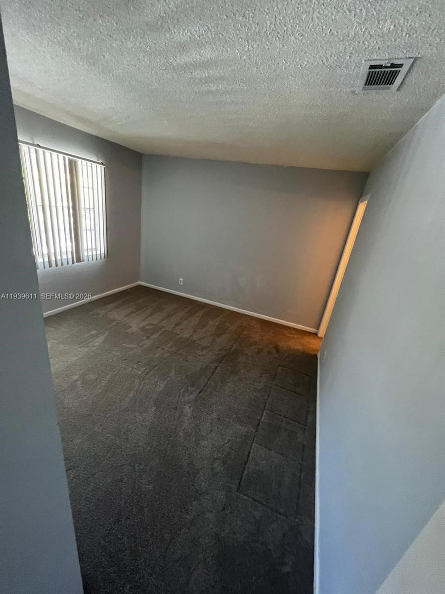 2701 Ne 1st Street 203 Property Photo 14