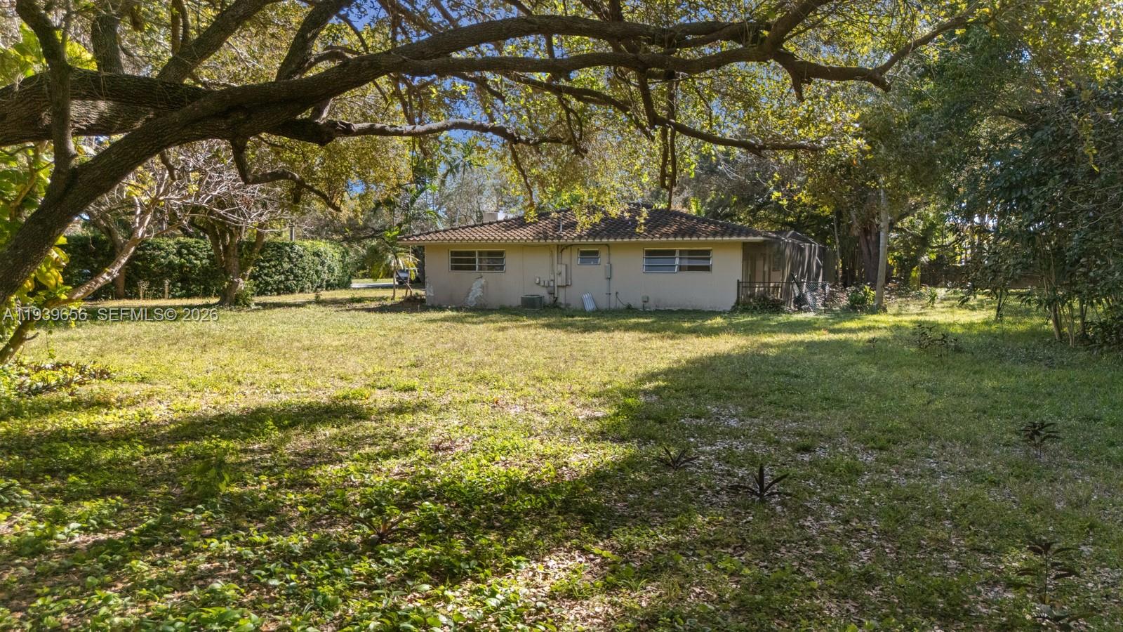 13500 Sw 68th Court Property Photo 8