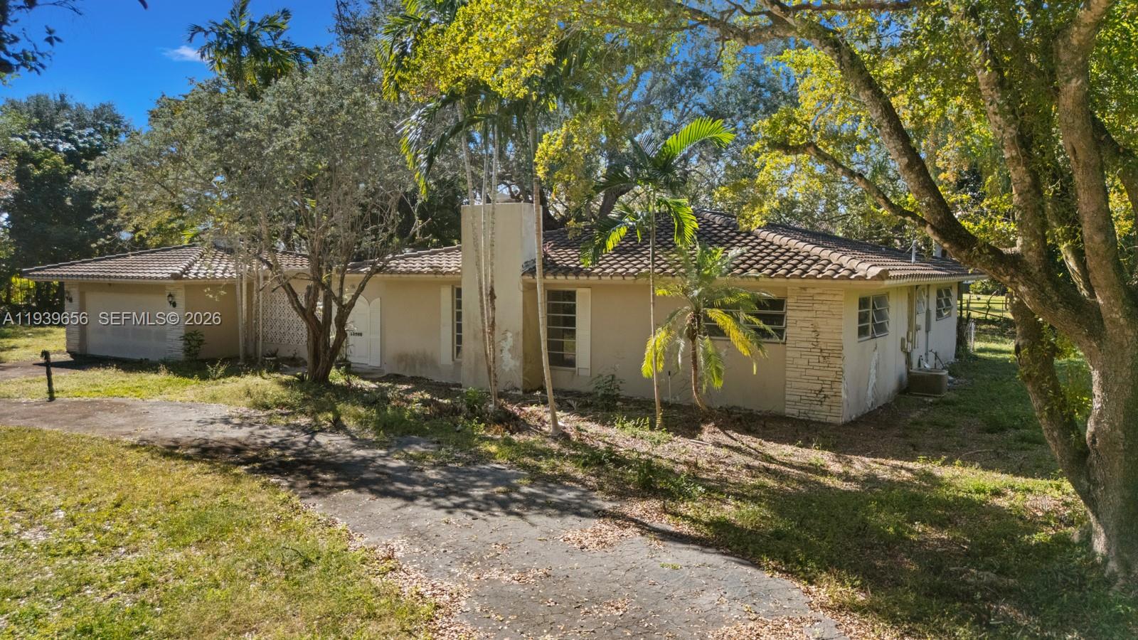 13500 Sw 68th Court Property Photo 11