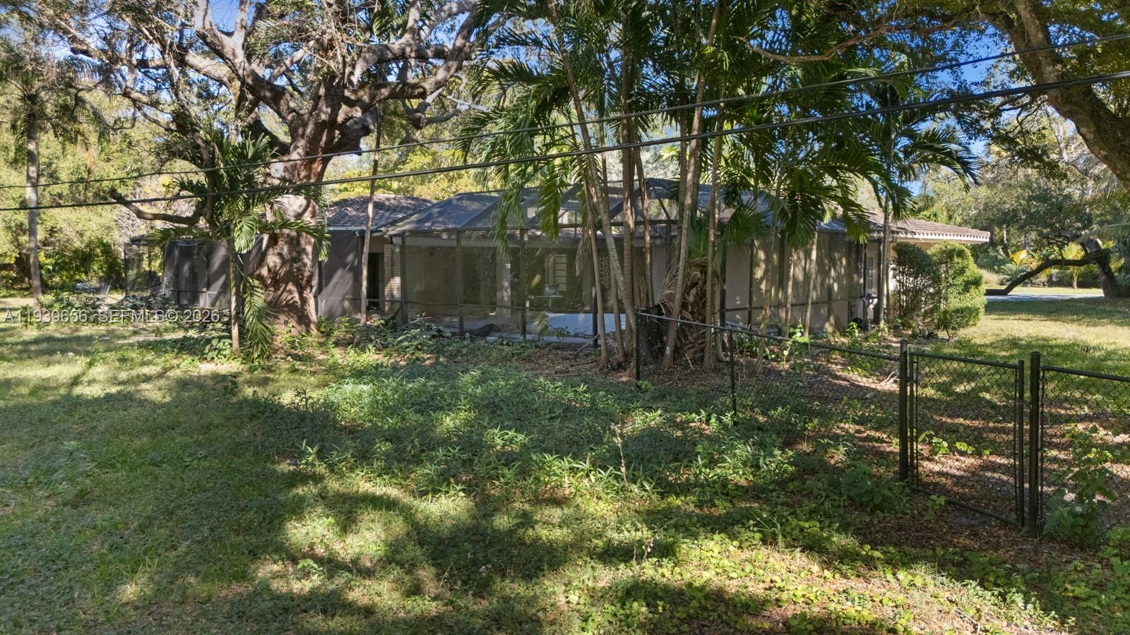 13500 Sw 68th Court Property Photo 14