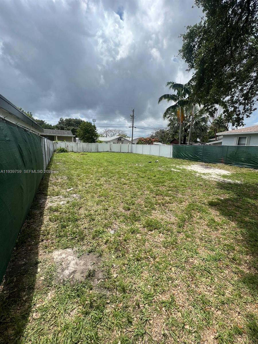 6122 Garfield Street Property Photo 3