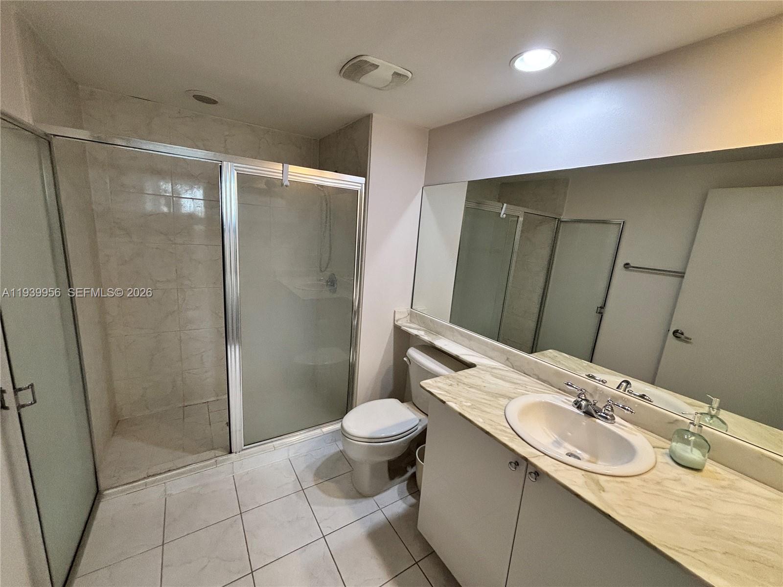 2775 Ne 187th Street 403 Property Photo 8