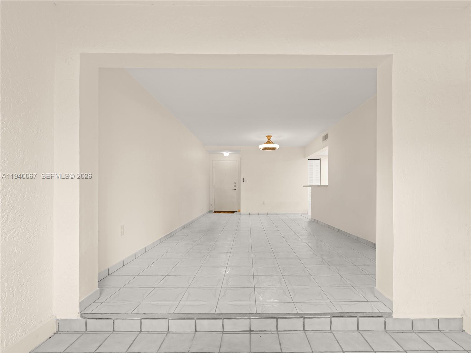 10249 Nw 9th St Circle 107-8 Property Photo 8