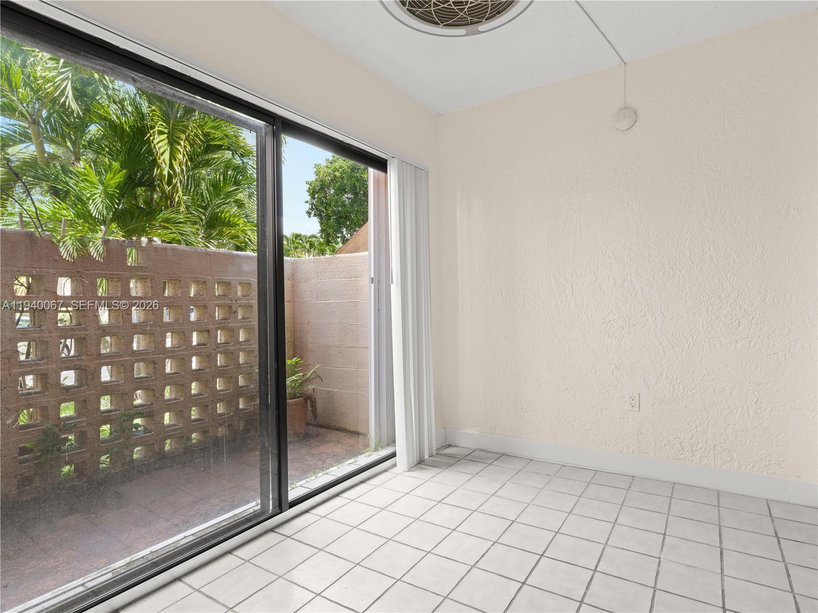10249 Nw 9th St Circle 107-8 Property Photo 12
