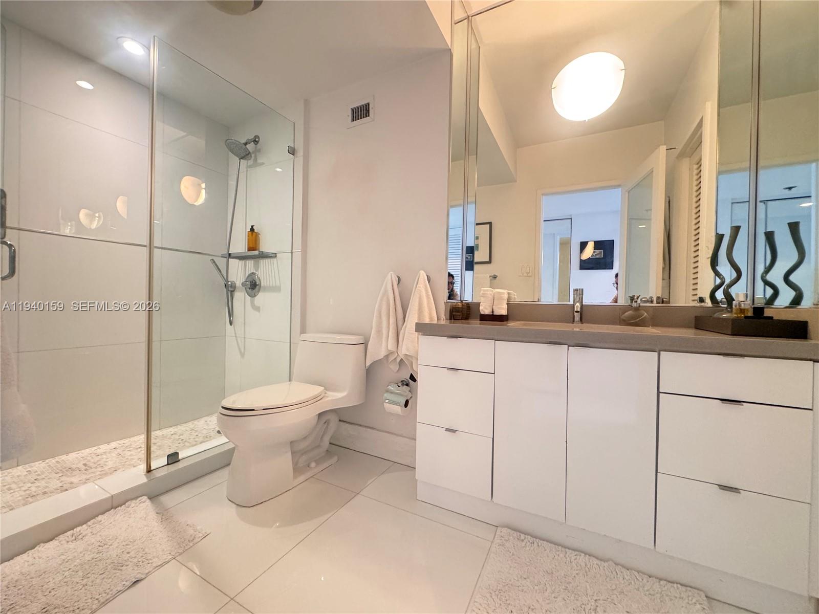 100 Lincoln Road 1230 Property Photo 13