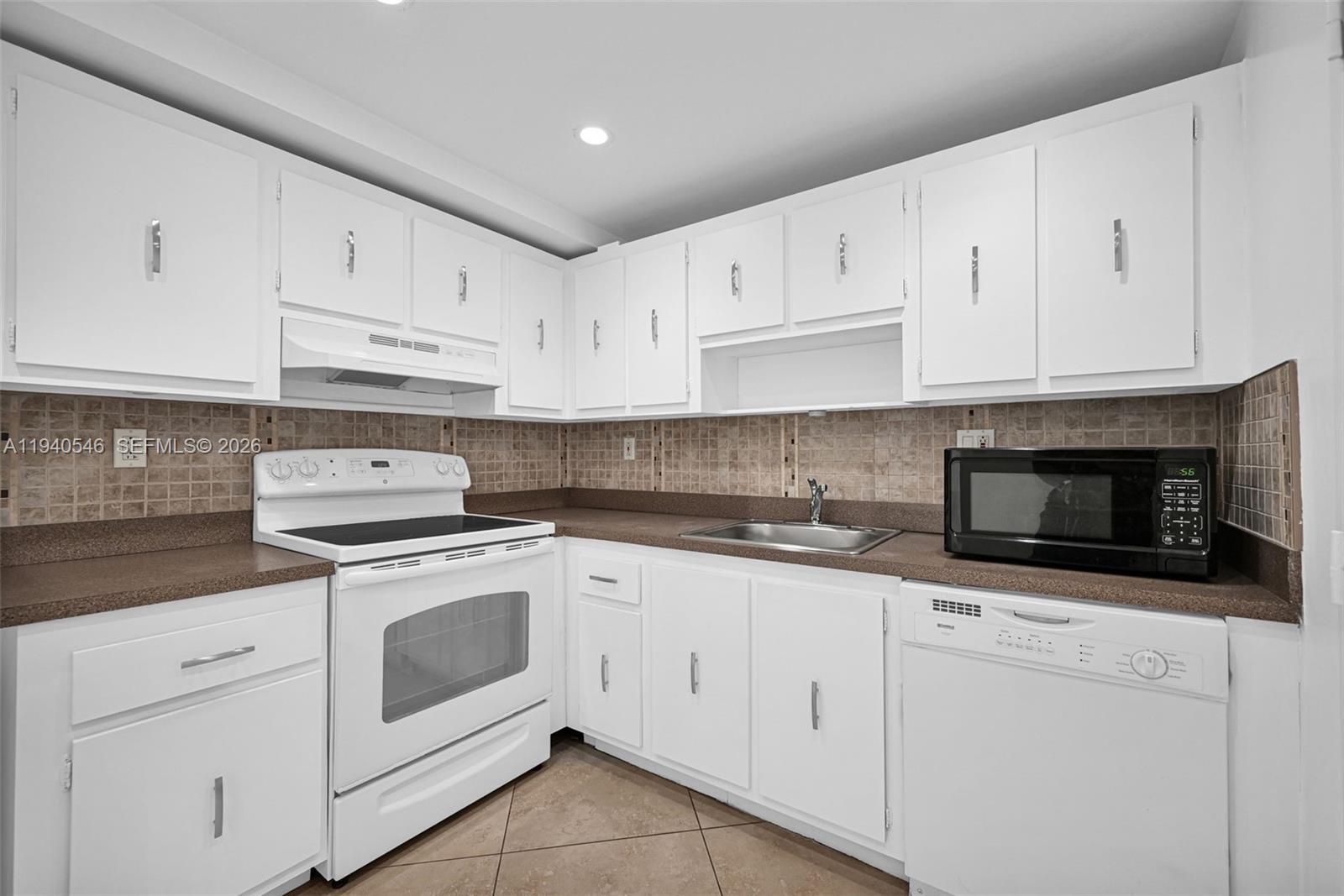 600 Three Islands Boulevard 519 Property Photo 6