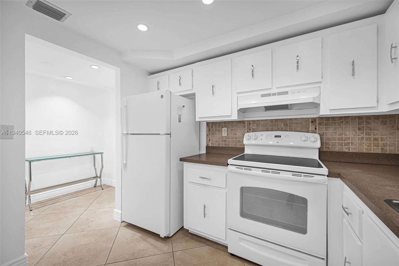 600 Three Islands Boulevard 519 Property Photo 7