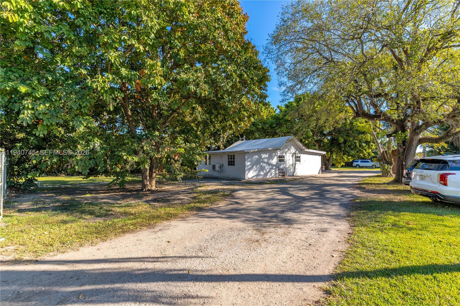 19750 Sw 136th Street Property Photo 3