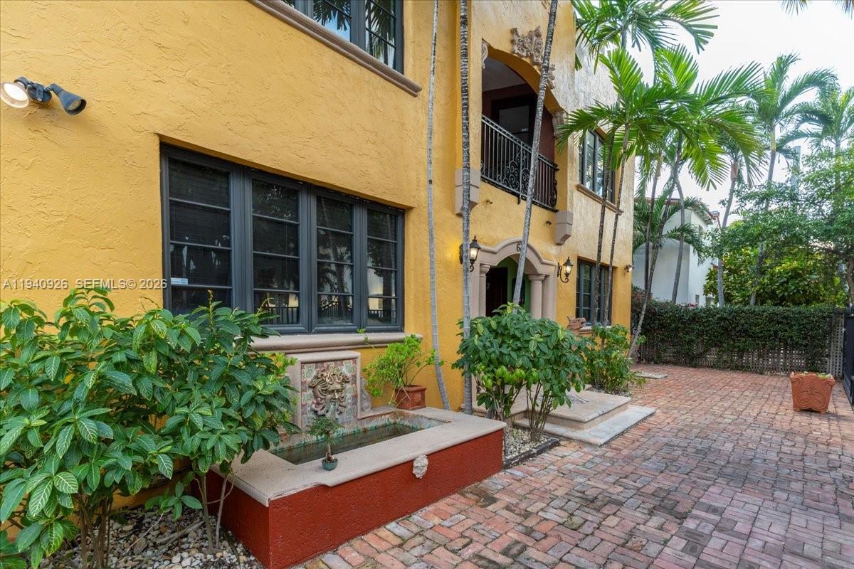 632 15th Street Property Photo 4