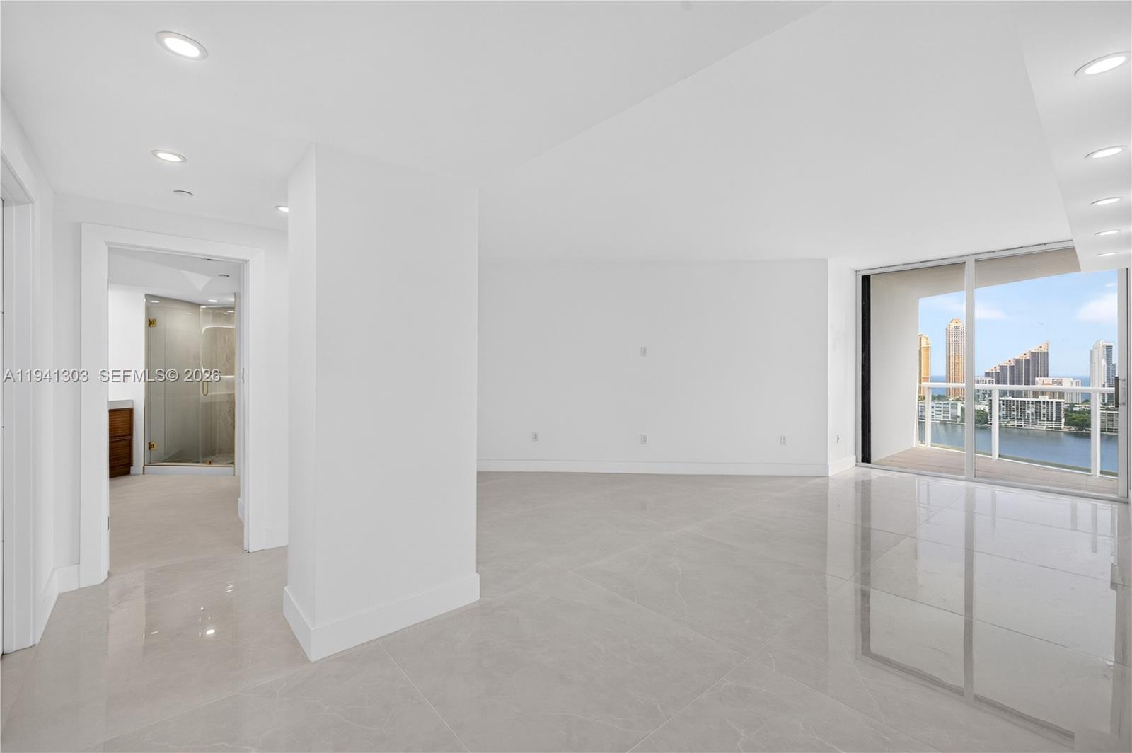 4000 Island Boulevard 2701 Property Photo 42