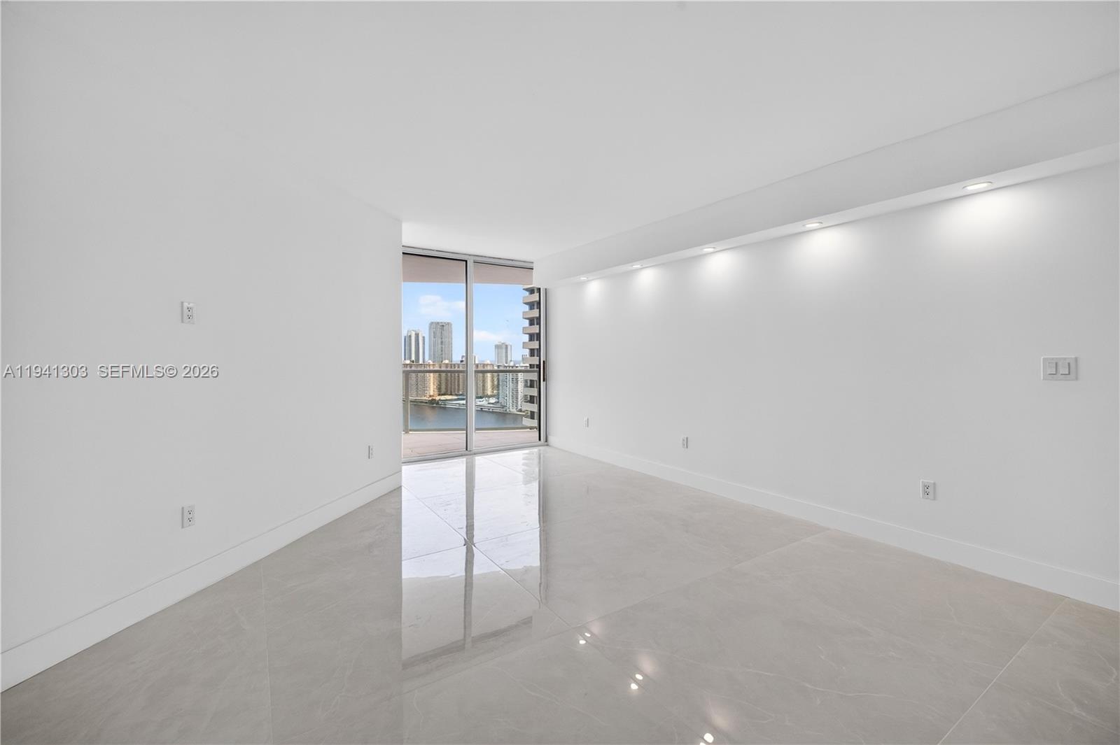 4000 Island Boulevard 2701 Property Photo 43