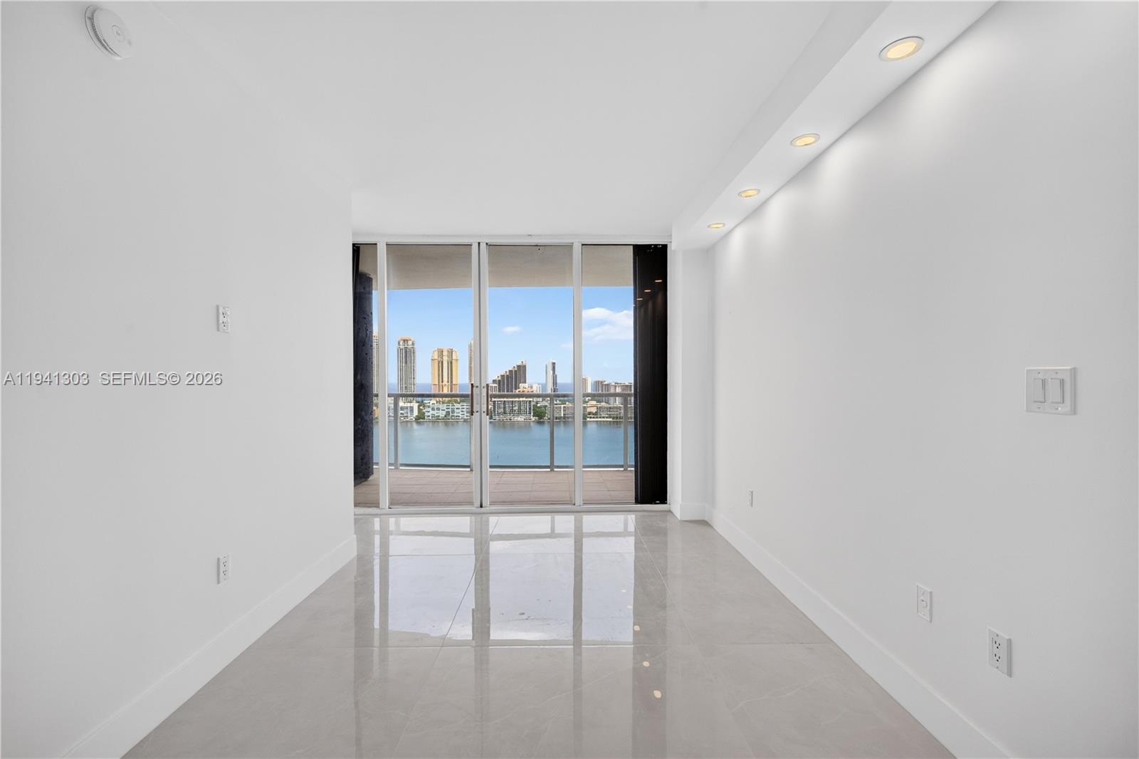 4000 Island Boulevard 2701 Property Photo 53
