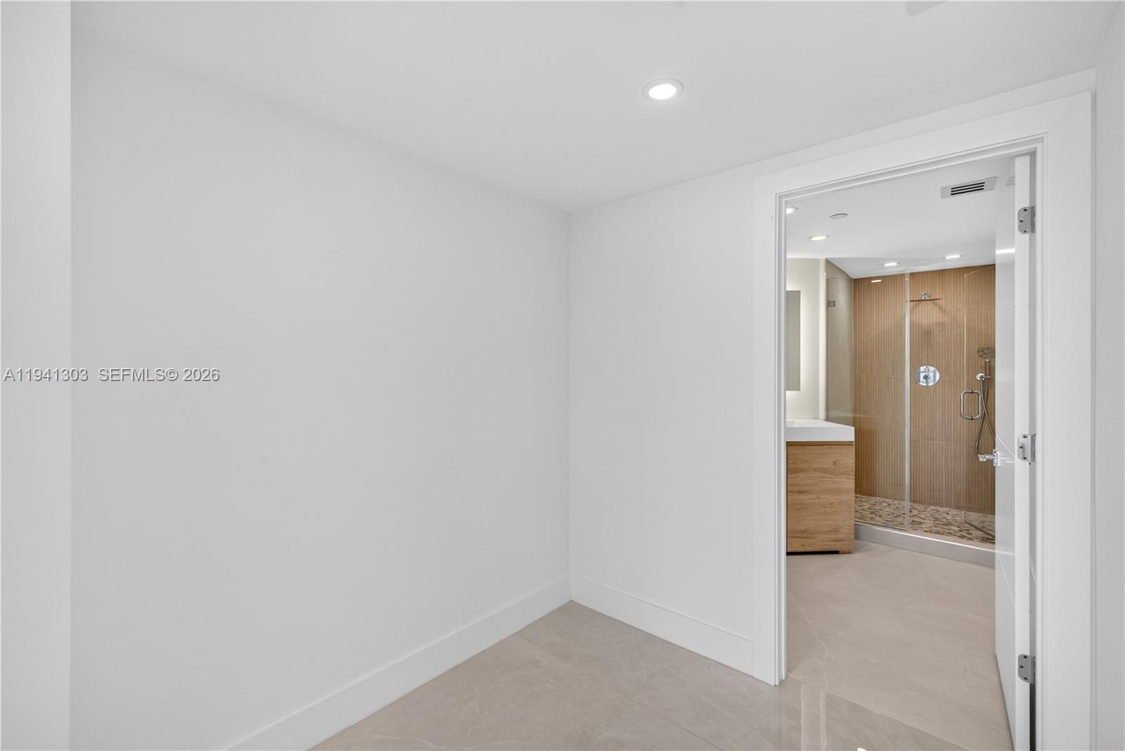 4000 Island Boulevard 2701 Property Photo 65
