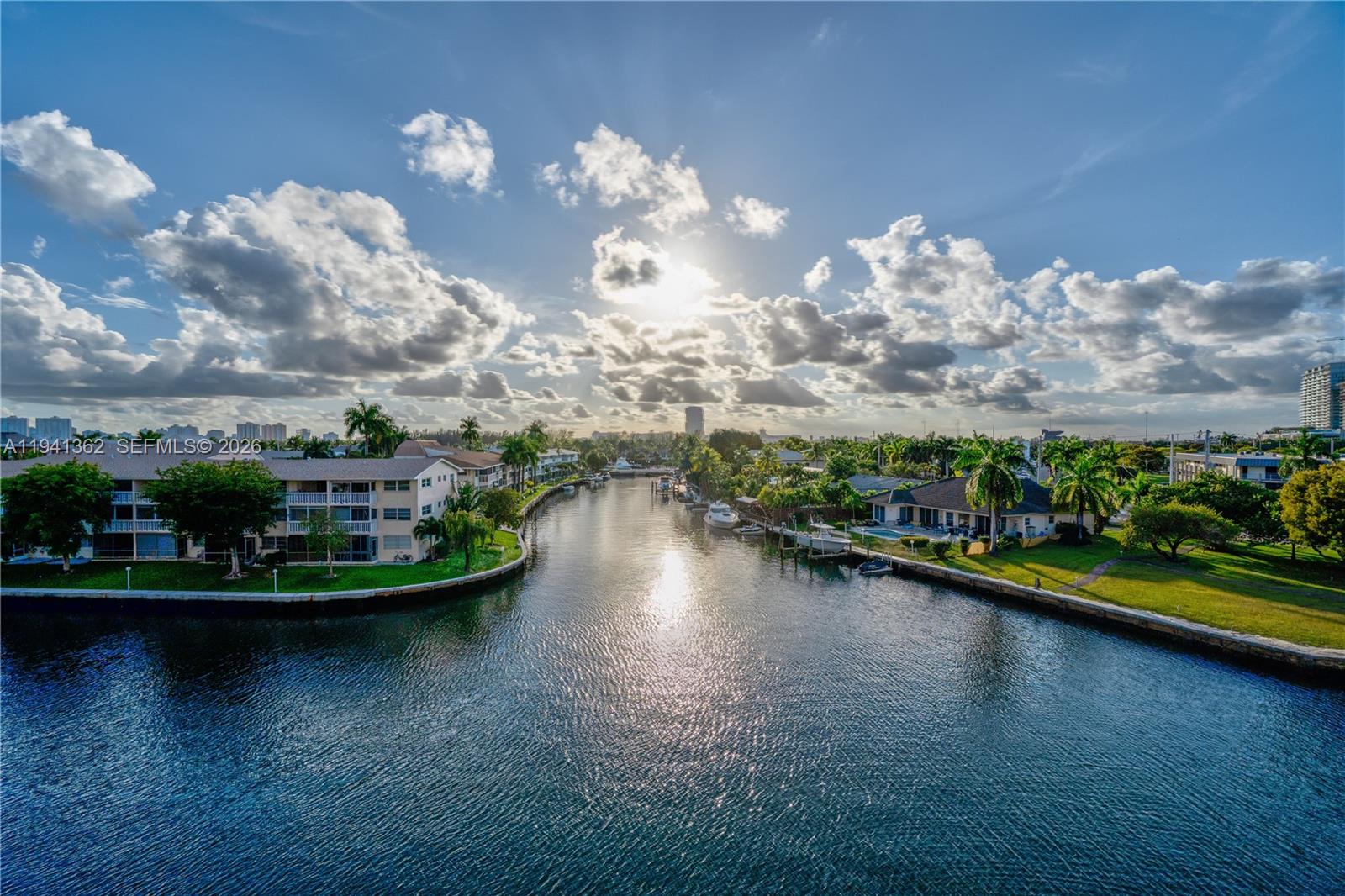 437 Golden Isles Drive 4D