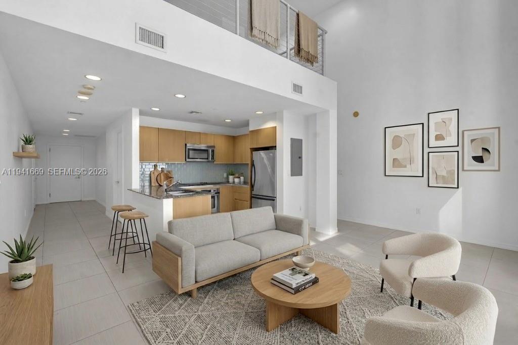1050 Brickell Avenue 2418 Property Photo 2