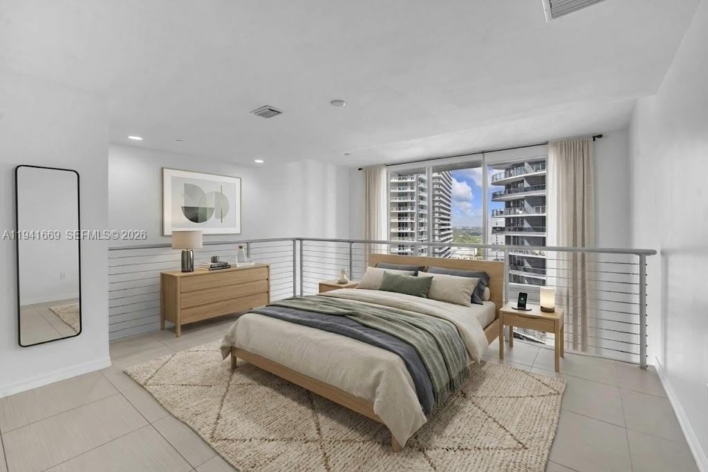 1050 Brickell Avenue 2418 Property Photo 5