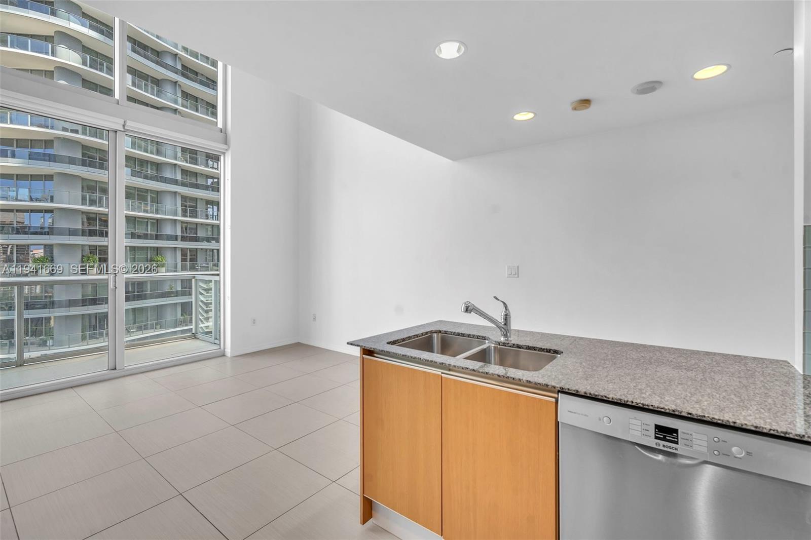1050 Brickell Avenue 2418 Property Photo 13