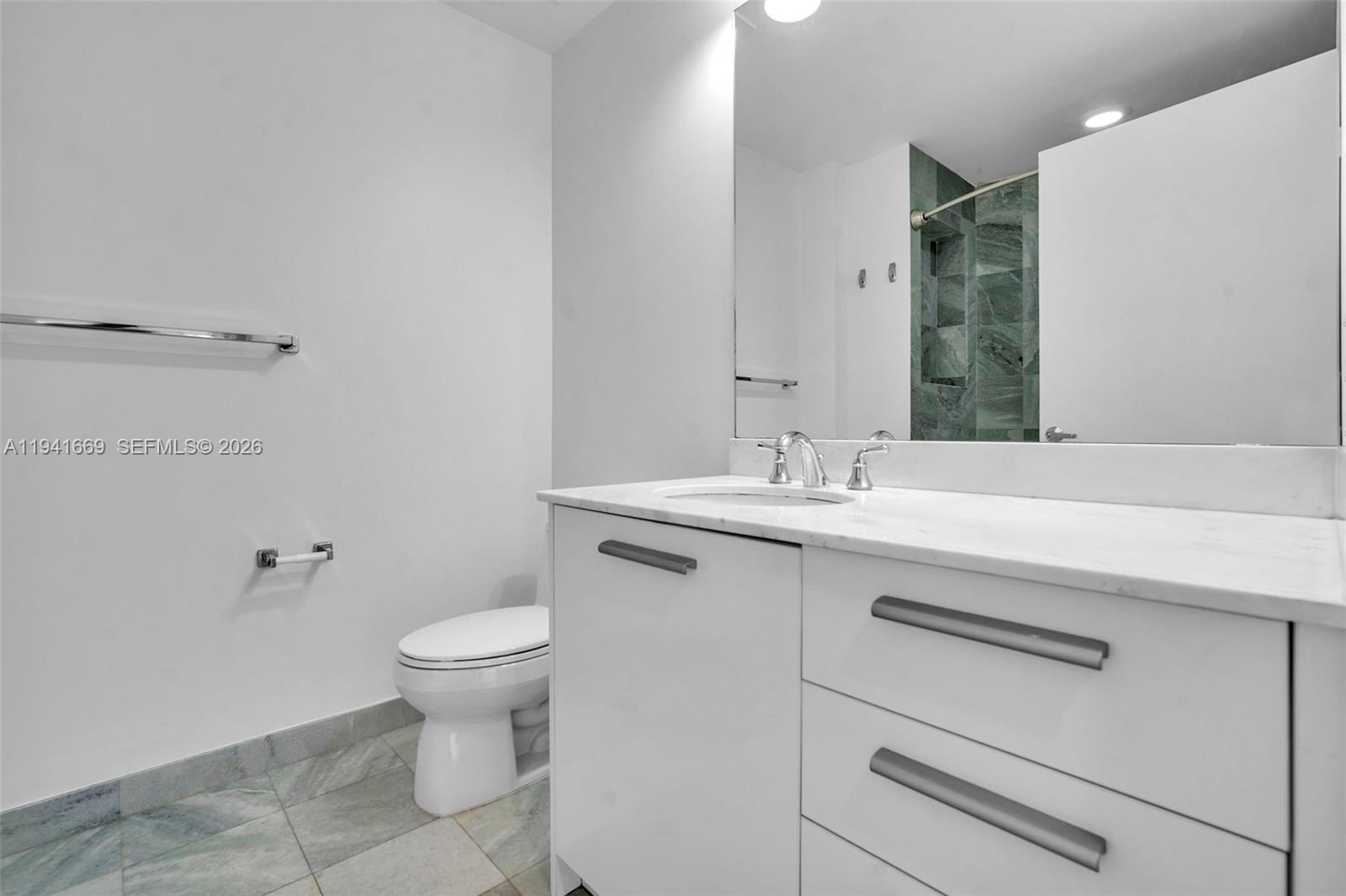 1050 Brickell Avenue 2418 Property Photo 20