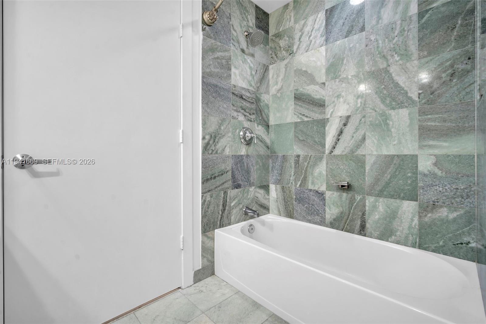 1050 Brickell Avenue 2418 Property Photo 21