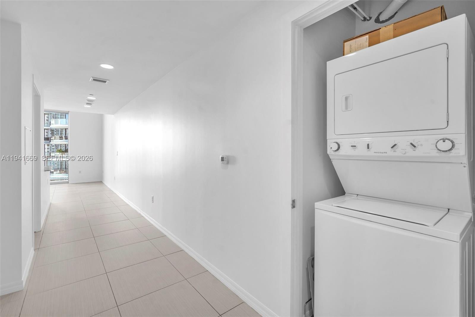 1050 Brickell Avenue 2418 Property Photo 24