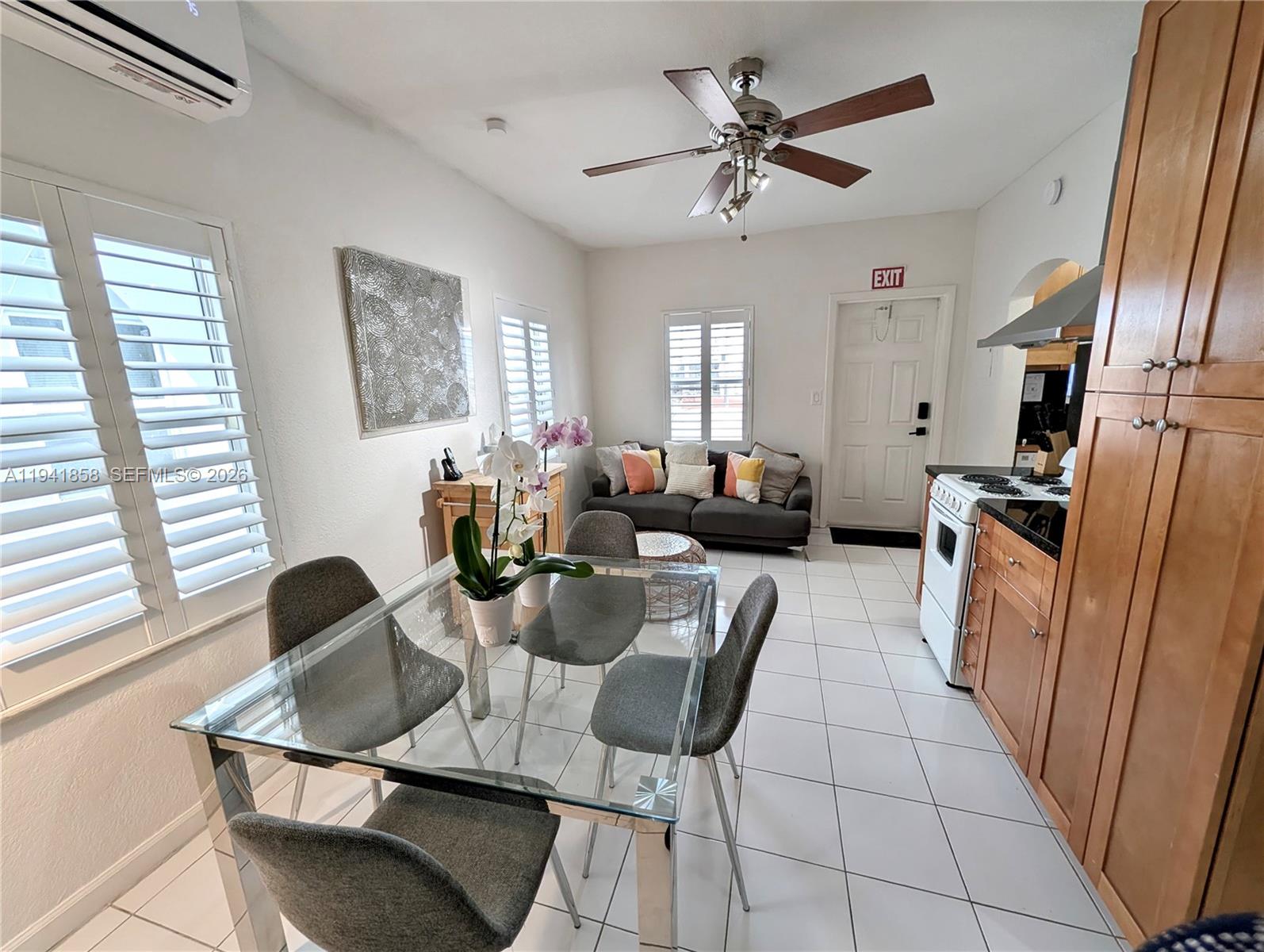 1908 N Ocean Drive 1b & 2b Package Property Photo 23