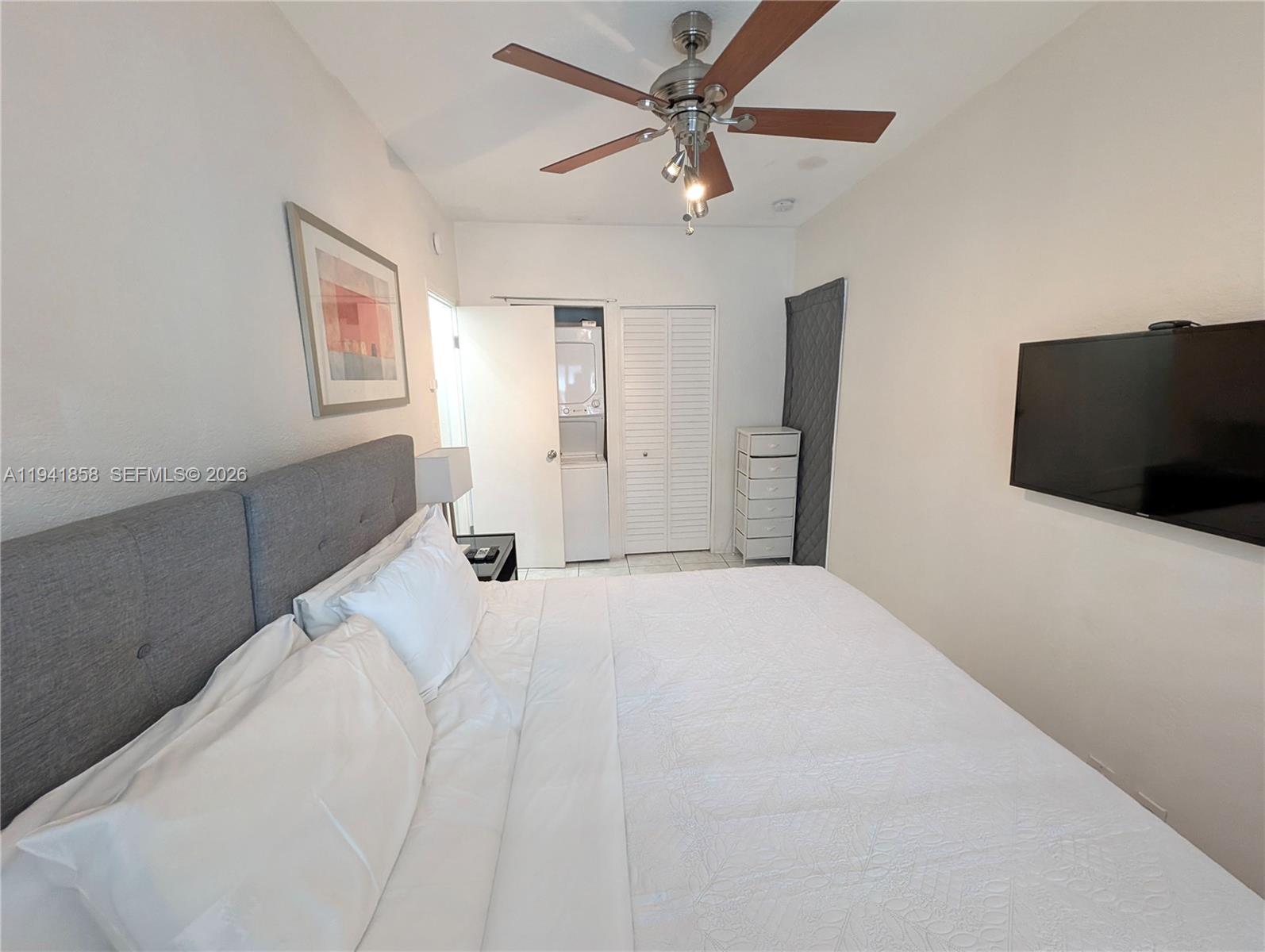 1908 N Ocean Drive 1b & 2b Package Property Photo 29
