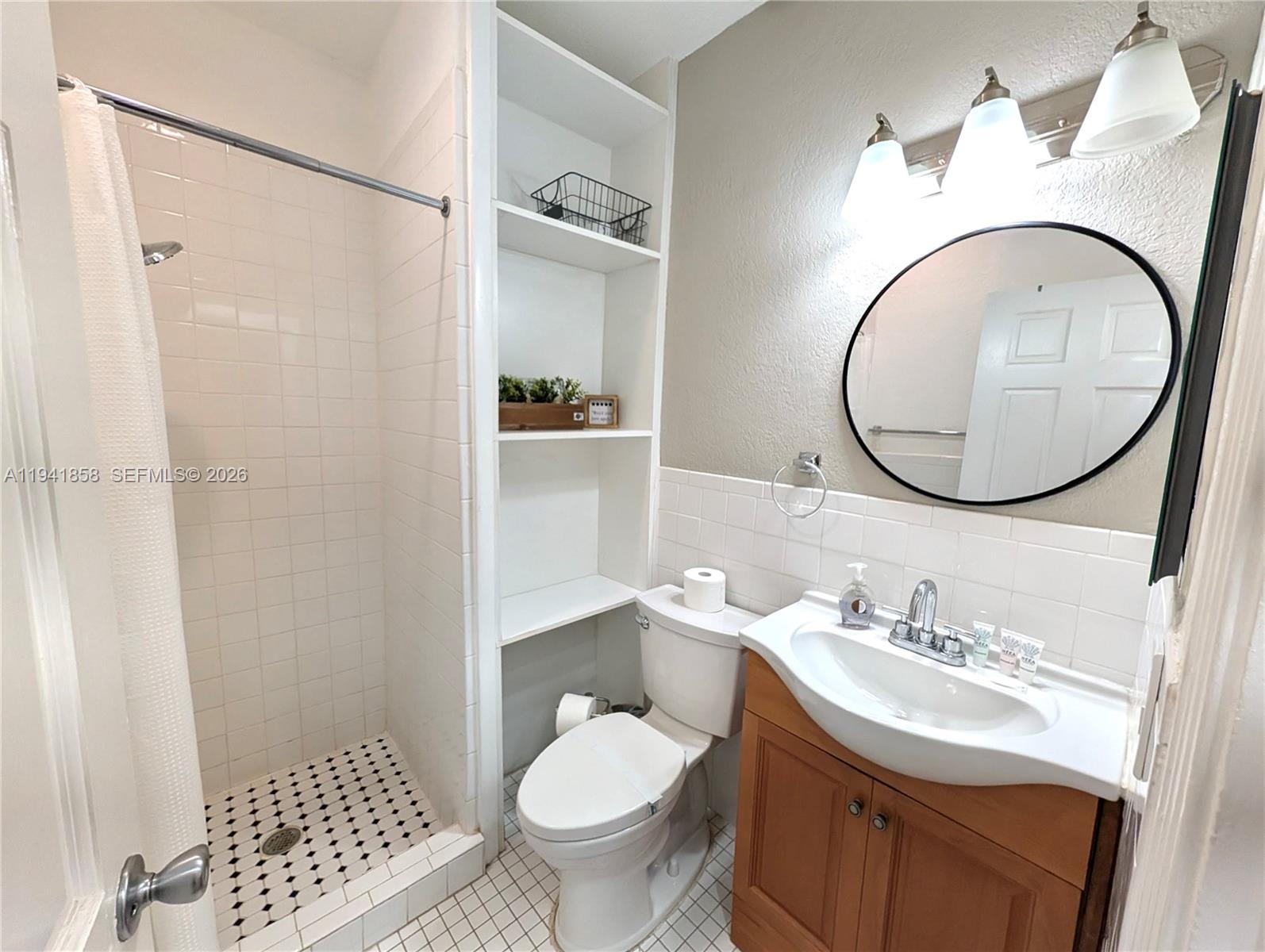 1908 N Ocean Drive 1b & 2b Package Property Photo 35