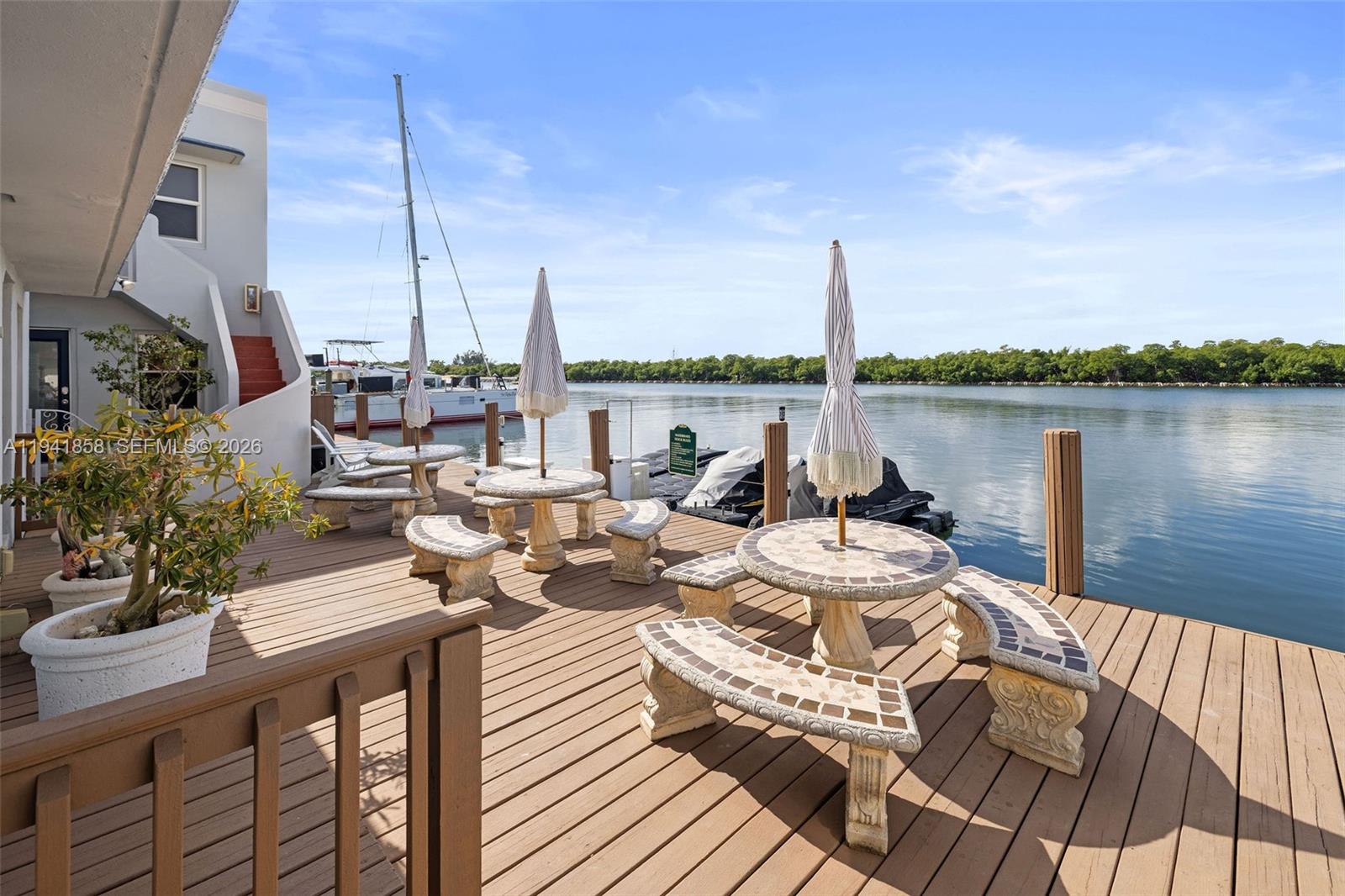 1908 N Ocean Drive 1b & 2b Package Property Photo 43