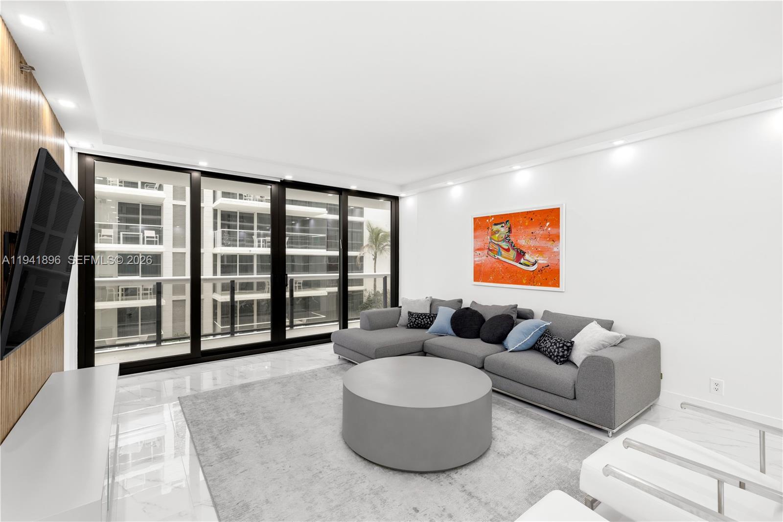 9455 Collins Avenue 806 Property Photo 13