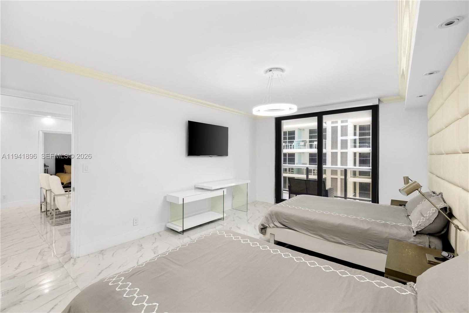 9455 Collins Avenue 806 Property Photo 18