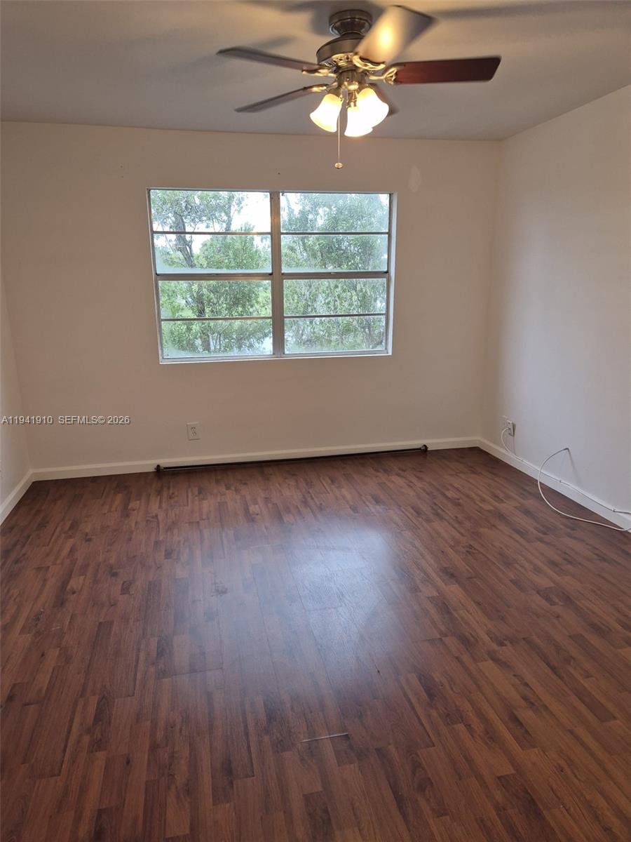 A11941910 Property Photo 3