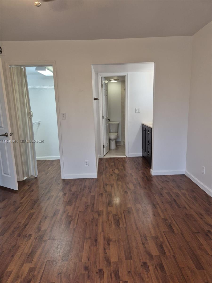 A11941910 Property Photo 4