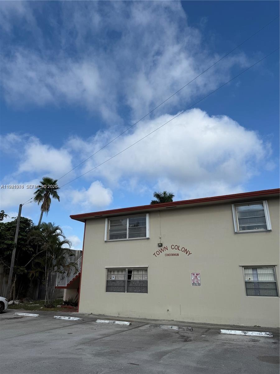 2915 Plunkett Street 12a Property Photo 1