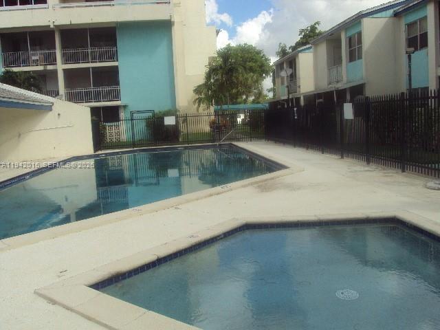 A11942016 Property Photo 8