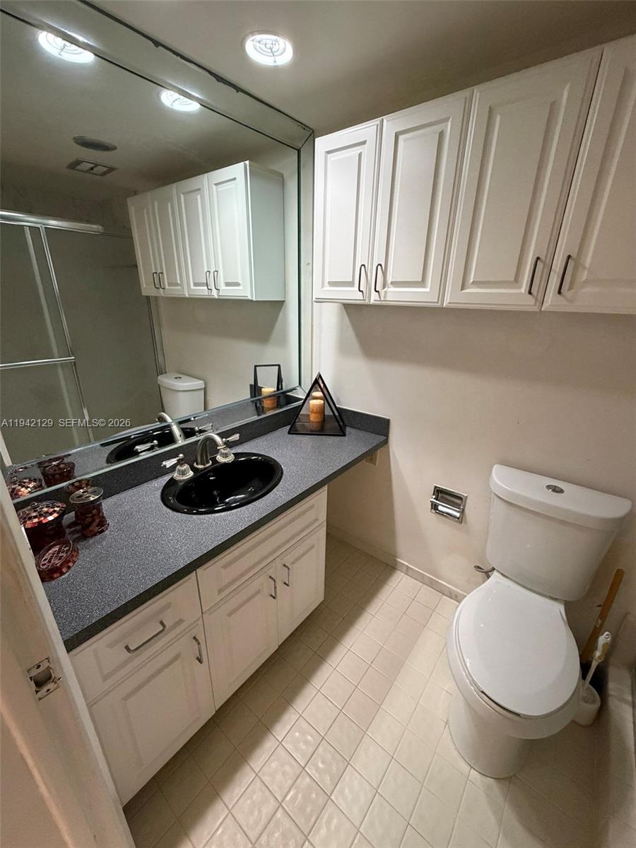 3800 Galt Ocean Drive 1414 Property Photo 27