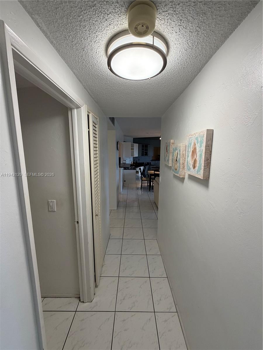3800 Galt Ocean Drive 1414 Property Photo 28