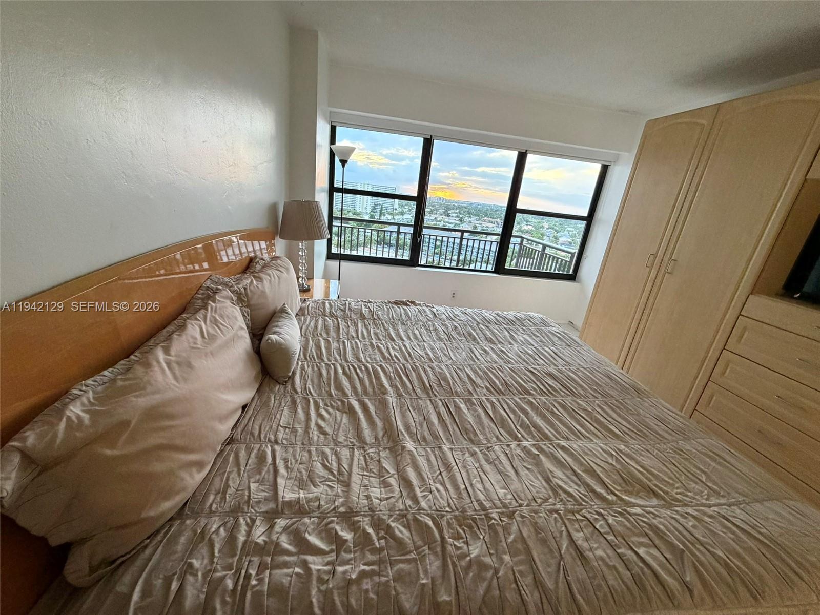 3800 Galt Ocean Drive 1414 Property Photo 29