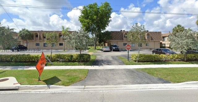10916 Royal Palm Boulevard 10916 Property Photo 2