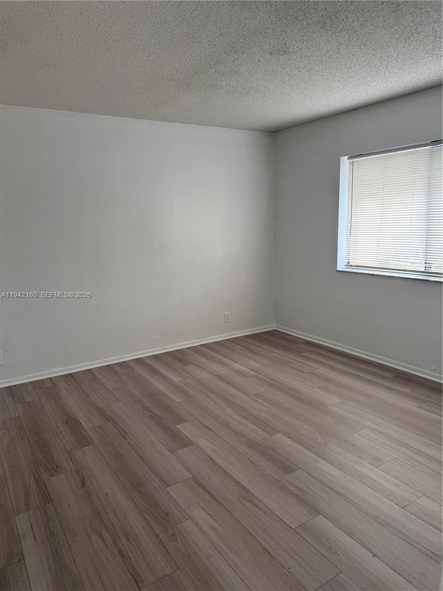 10916 Royal Palm Boulevard 10916 Property Photo 6