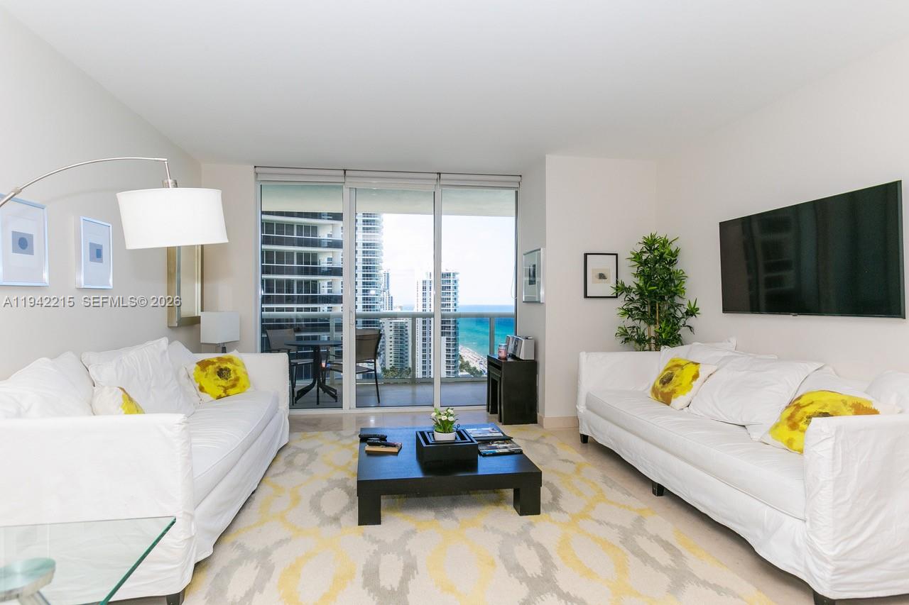 1830 S Ocean Drive 2110 Property Photo 4