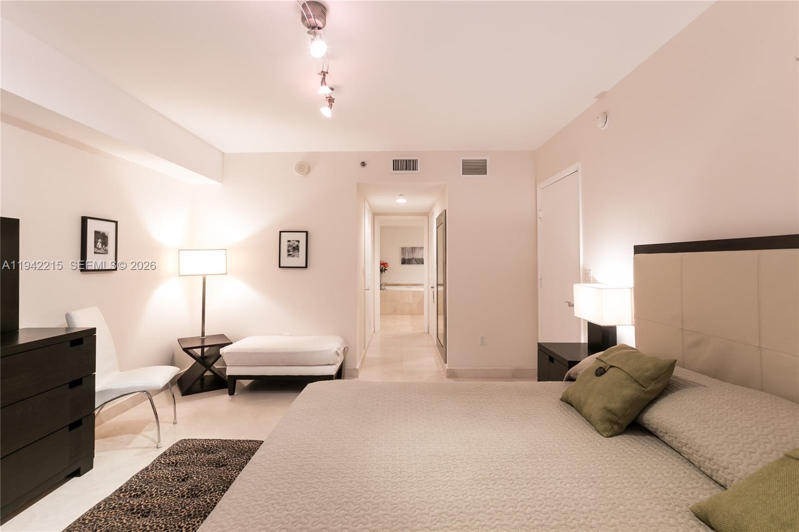 1830 S Ocean Drive 2110 Property Photo 11