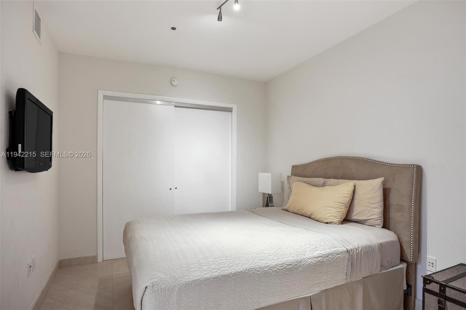 1830 S Ocean Drive 2110 Property Photo 13