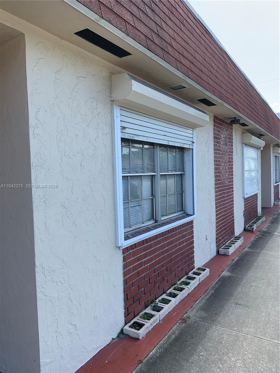 413 S Federal Highway Property Photo 9